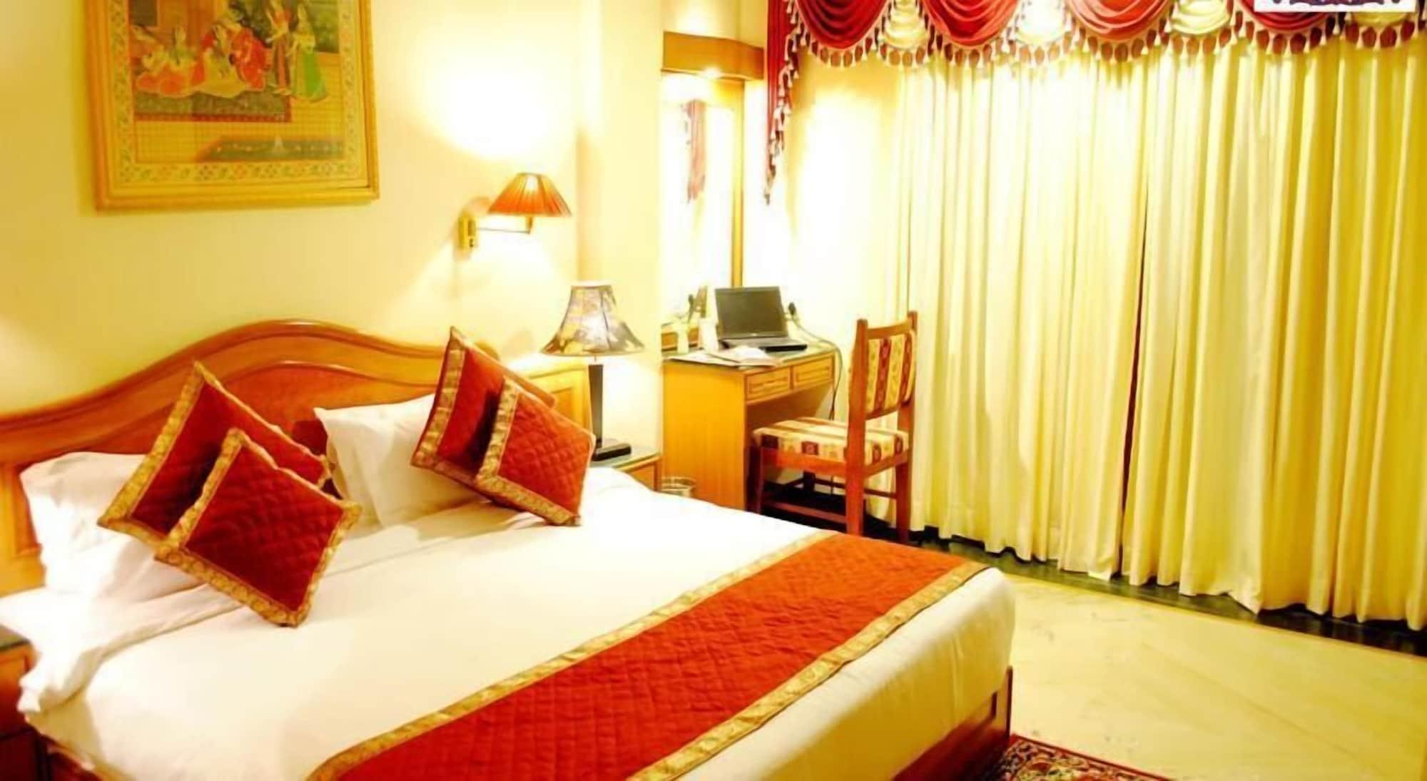 Hotel Fort Chandragupt Jaipur Exterior photo